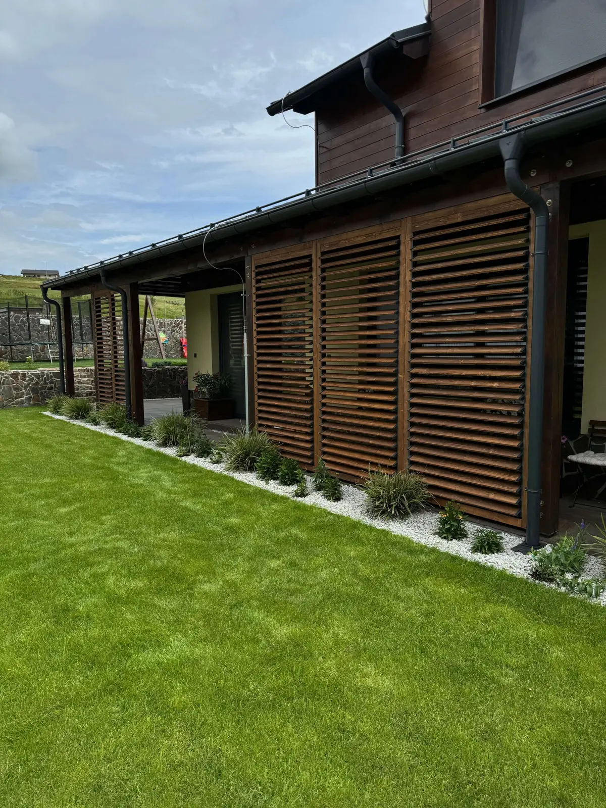 Dřevěné slunolamy – realizace Flowgarden, fotka 58 z 101