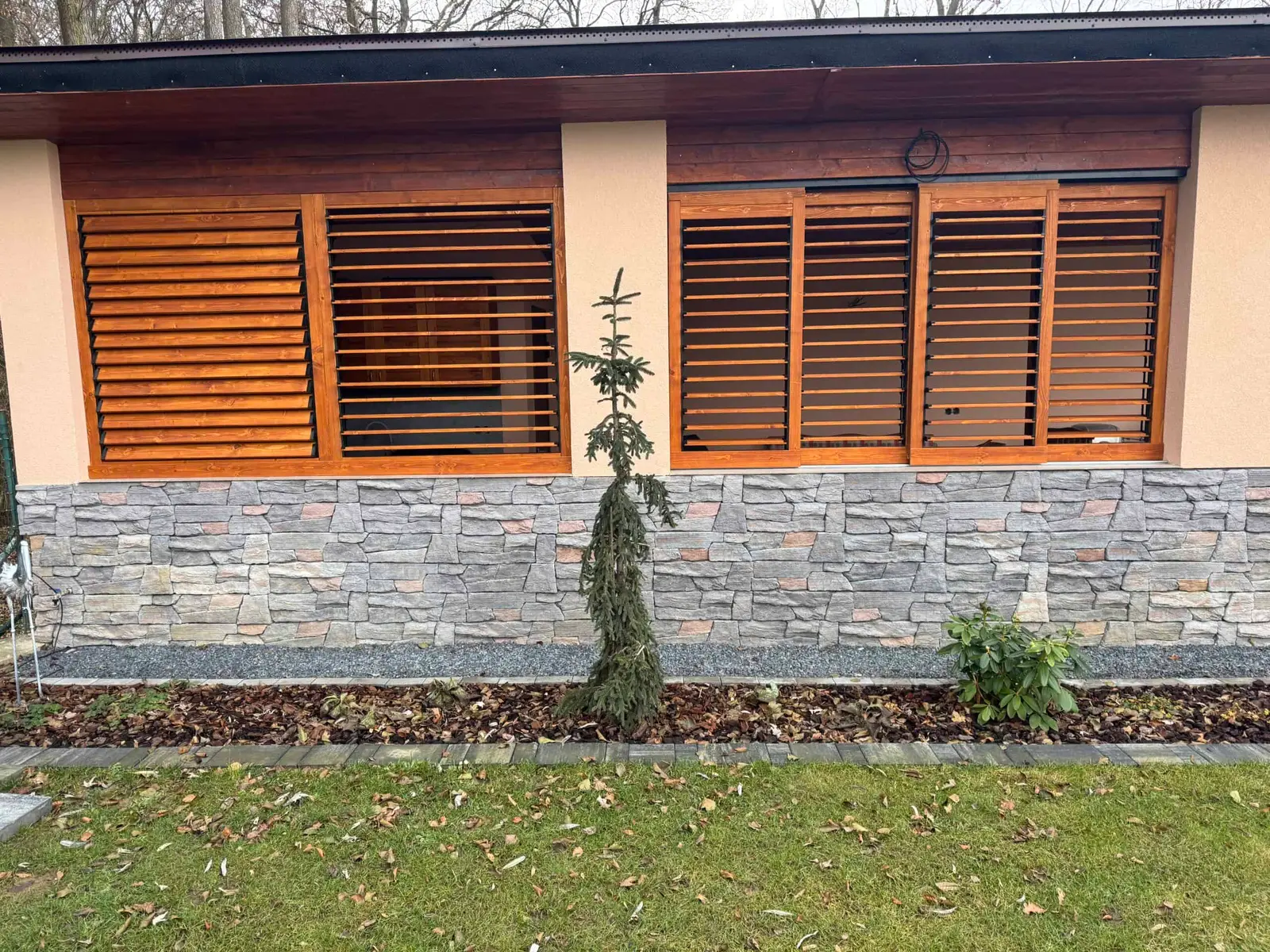 Dřevěné slunolamy – realizace Flowgarden, fotka 72 z 101