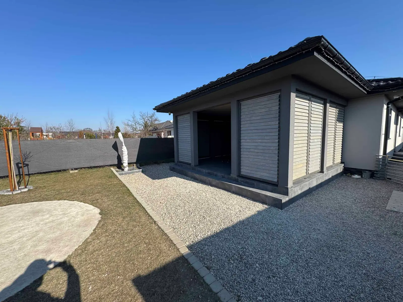 Dřevěné slunolamy – realizace Flowgarden, fotka 77 z 101