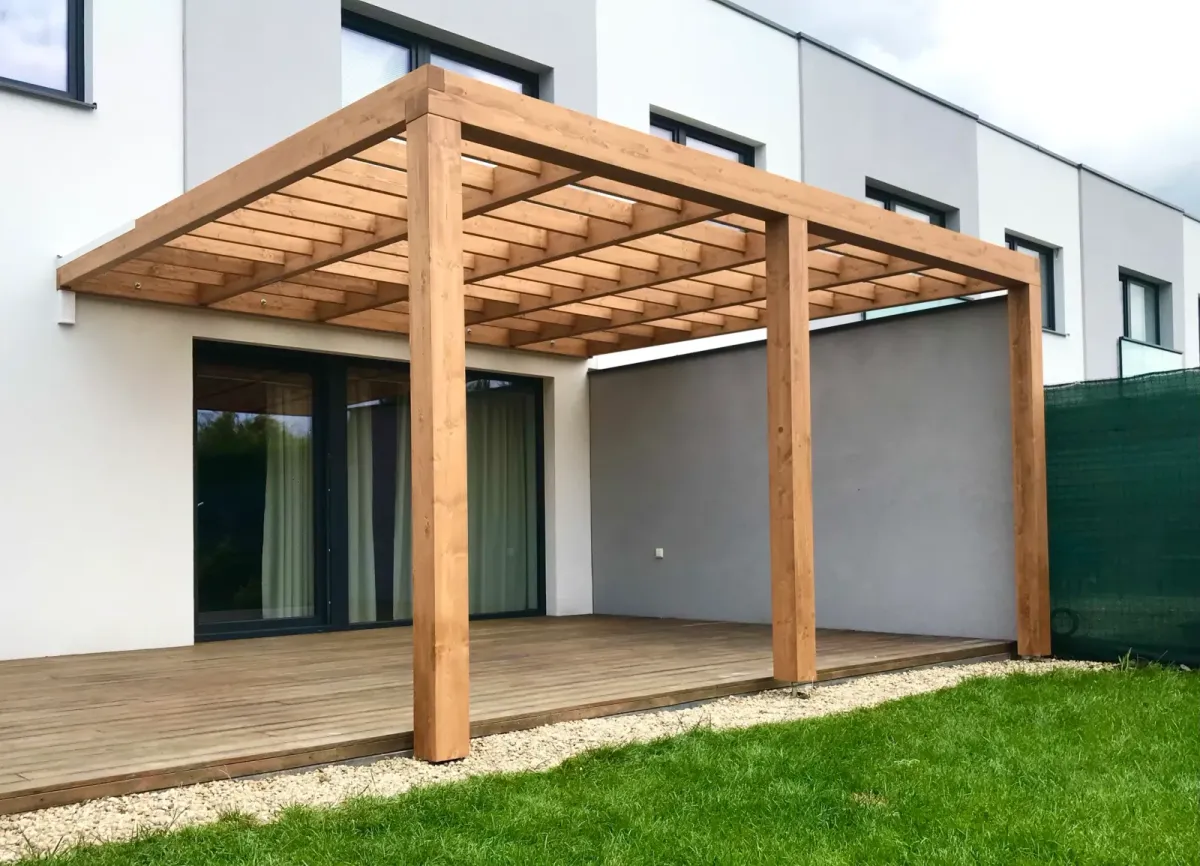 Dřevěné pergoly – realizace Flowgarden