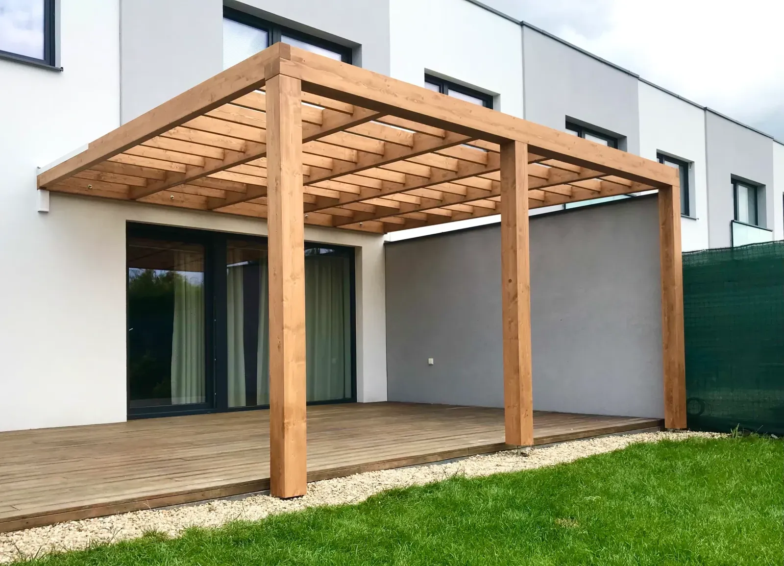 Dřevěná pergola